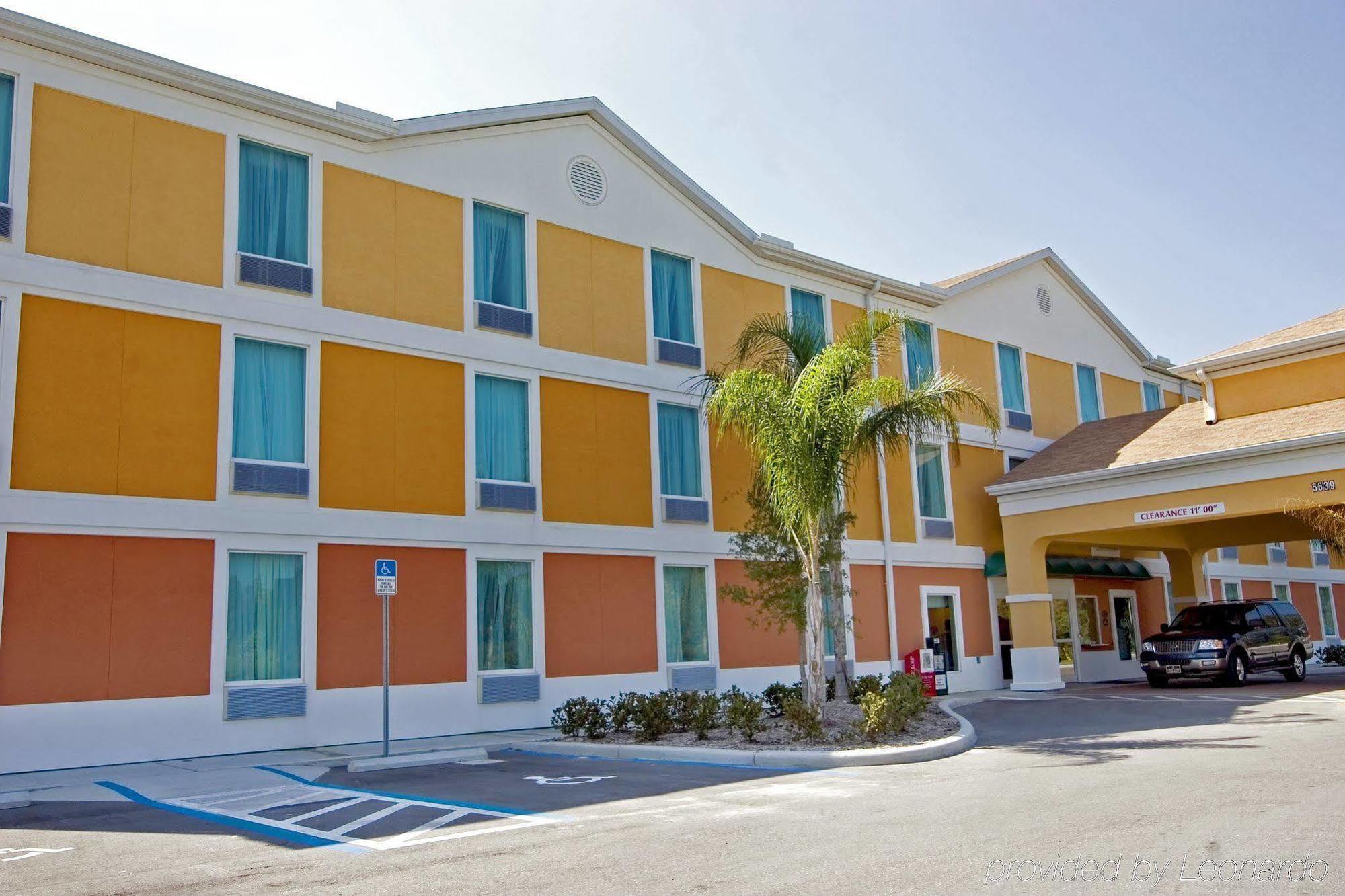 Best Western Wesley Chapel Dış mekan fotoğraf
